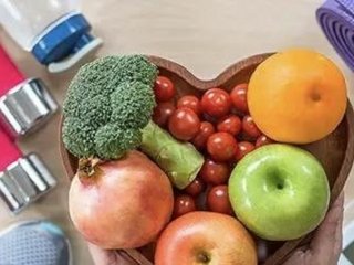 ۵ خوراکی برتر برای افزایش انرژی و عملکرد در باشگاه