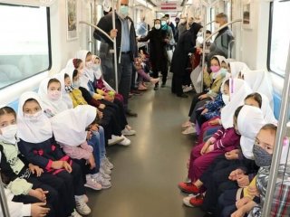 اتوبوس و مترو برای دانشجویان و دانش‌آموزان رایگان شد