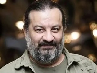 نگاه متفاوت مهراب قاسمخانی به ممنوع‌الخروجی‌اش +  عکس