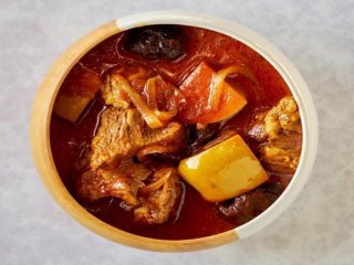 اگر یبوست دارید این خورشت محلی را از دست ندهید