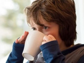 هشدار: دانش آموزان در مصرف این نوشیدنی احتیاط کنند