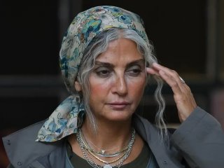 تیپ رؤیا جاویدنیا روی فرش تئاتر؛ استایلی فراتر از سن در مهمانی «شب»+ عکس