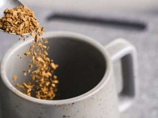 اگر چشمان خود را دوست دارید قهوه فوری را فورا کنار بگذارید