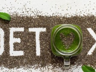 دیتاکس بدن با این ۵ ماده غذایی