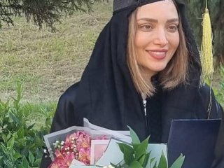 بهنوش طباطبایی رسما «دکتر» شد! (عکس)