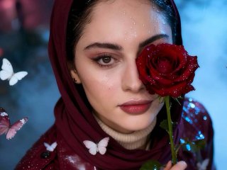 ترلان پروانه با تاج گل رز زرشکی در فوتوشوت جدید (عکس)