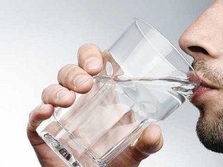 روش های جلوگیری از کم‌آبی بدن در تابستان