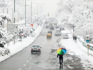 تهران برفی می‌شود