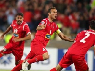 مربی هلندی دوباره به سوپرمن پرسپولیس رسید!