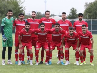 سورپرایز گل‌محمدی در اولین بازی پرسپولیس