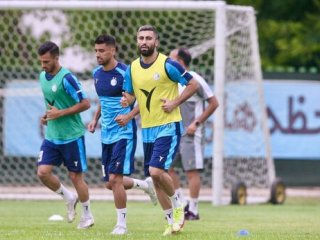 رقم پیشنهادی پرسپولیس به بمب آبی ها لو رفت