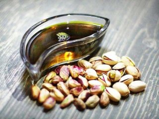 فواید شگفت‌انگیز «روغن پسته» برای سلامت بدن