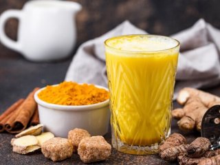 «شیر طلایی»؛ نوشیدنی شگفت‌انگیز
