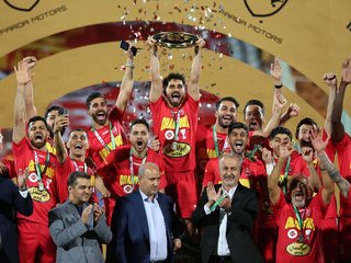 رونمایی از ویترین قهرمانی باشگاه پرسپولیس + عکس