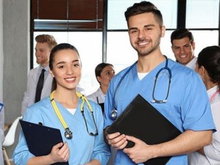 طرح حمایتیِ سوئد از والدین شاغل