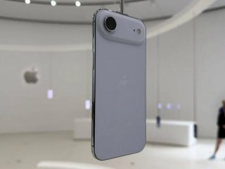 آغاز عرضه آیفون جدید در ایران با قیمت نجومی