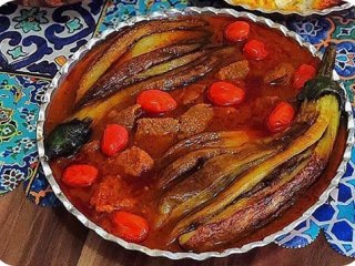 طرز تهیه خوراک بادمجان و کدو در فر