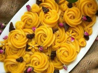 طرز تهیه حلوا آرد برنج شیرازی