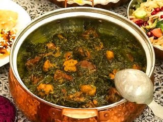 خورشت آلو اسفناج؛ خوشمزه و مجلسی