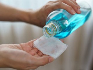 این ۹ وسیله را هیچوقت با الکل تمیز نکنید!