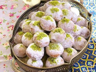 طرز تهیه قطاب یزدی؛ خوشمزه و مجلسی