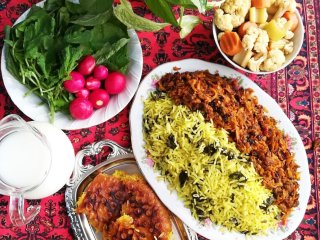 طرز تهیه ریحان پلو با گوشت