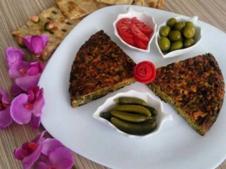 طرز تهیه کوکو لوبیا قرمز