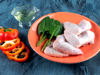 مضرات خوردن بال و گردن مرغ برای سلامتی