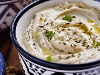 طرز تهیه بورانی بادمجان کبابی؛ یک پیش‌غذا با عطر دودی