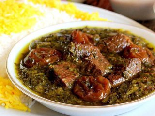 طرز تهیه خورش آلو اسفناج مجلسی با گوشت