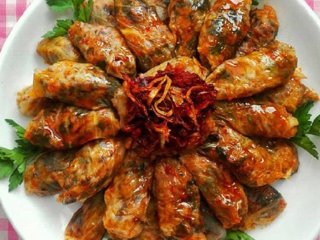 طرز تهیه  دلمه کلم ؛ یک دلمه متفاوت برای شب یلدا