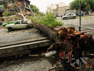 هشدار به احتمال طوفان در تهران و این مناطق