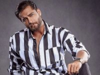 رویا نونهالی و امیر مقاره در پشت صحنه سریال شاعره