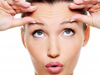 خداحافظی با چین‌وچروک‌های پوست به لطف بلوبری