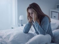 کم‌خوابی فرآیند پیری را تسریع می‌کند؛ چطور آن را اصلاح کنیم؟