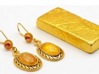 ریزش قیمت طلا و سکه آغاز شد