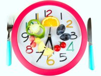 اگر عمر طولانی می خواهید ساعت 7 عصر شام یخورید!