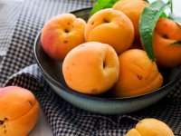 ماسک زردآلو و تاثیر آن بر پوست