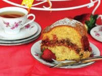 کیک شکلات و خرما با رویه تافی