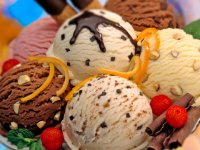 رژیـم شادی با  بستنی