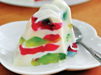 كرم شیر با ژله‌های رنگی