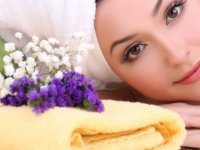 چگونه از شر لکه های پوستی خلاص شوم؟