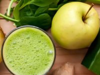 نوشیدنی هایی برای داشتن پوستی شفاف