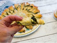 خوراك اسفناج  با تخمة آفتابگردان