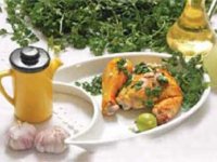 خوراک مرغ با لوبیا و سیر
