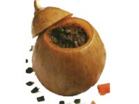 دلمه ی کدو حلوائی با مغز گردو