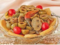 پیش غذای قارچ و زیتون با بیسکوییت زیره