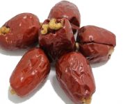 ساندویچ خرما و گردو