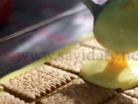 بیسکویت سیب با کرم کاسترد