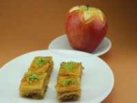 باقلوای سیب